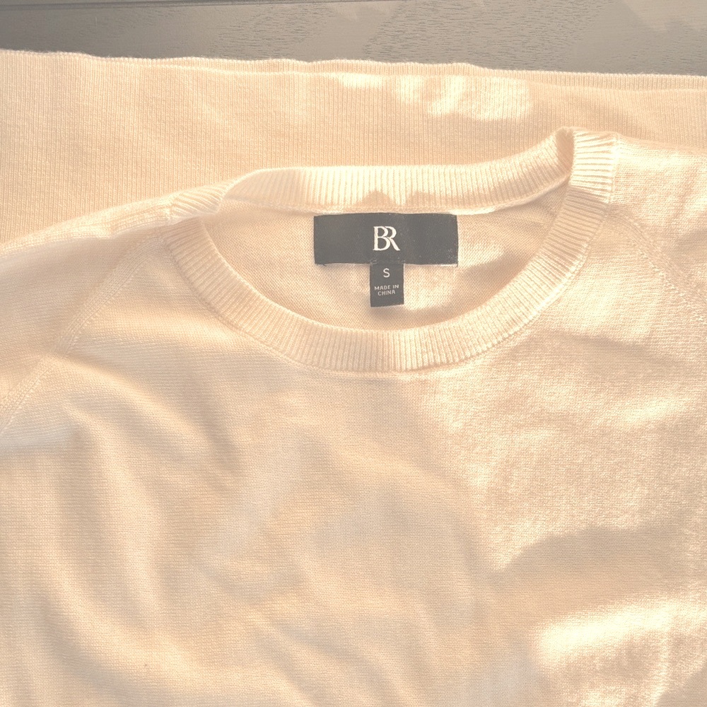 Banana Republic Women’s 100% Merino Wool Lightweight Cream Crewneck Sweater -NBW